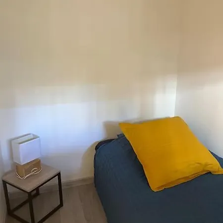 2 Pieces De 29 M2 * קאן